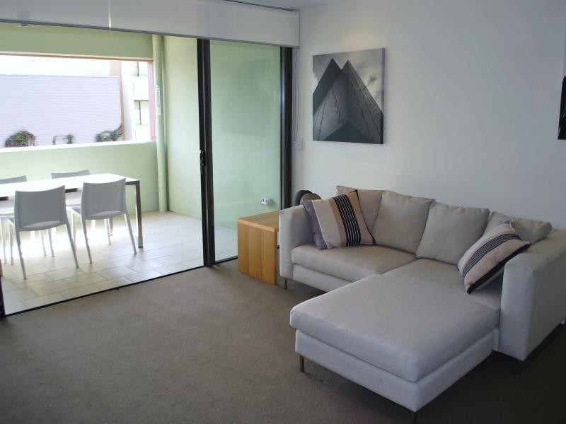 8 Musgrave St, West End QLD 4101