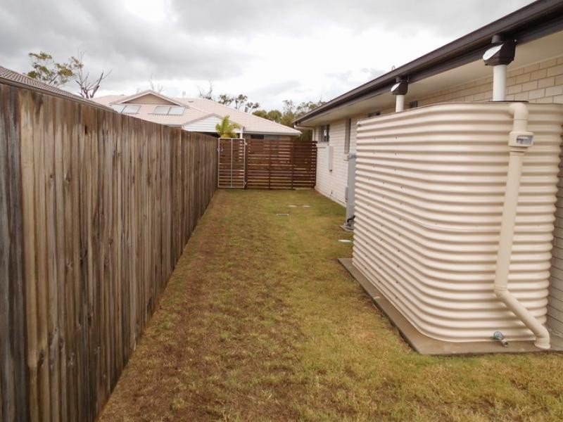 230 Pulgul St, Urangan QLD 4655