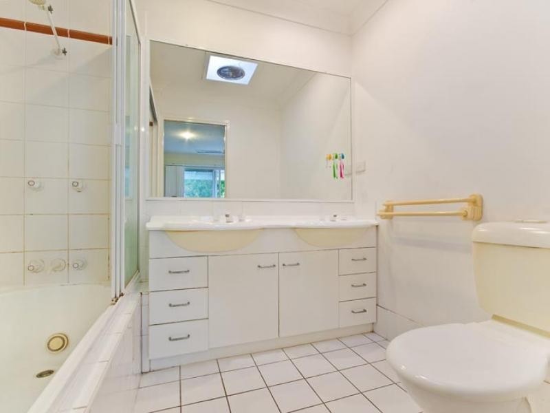 35 Miawela Street, Norman Park, Norman Park QLD 4170