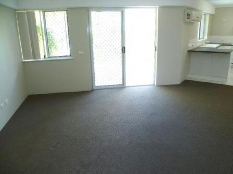 458 The Esplanade, Torquay QLD 4655