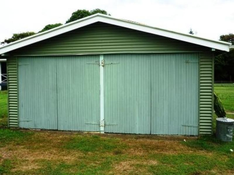 27 Hibiscus St, Urangan QLD 4655