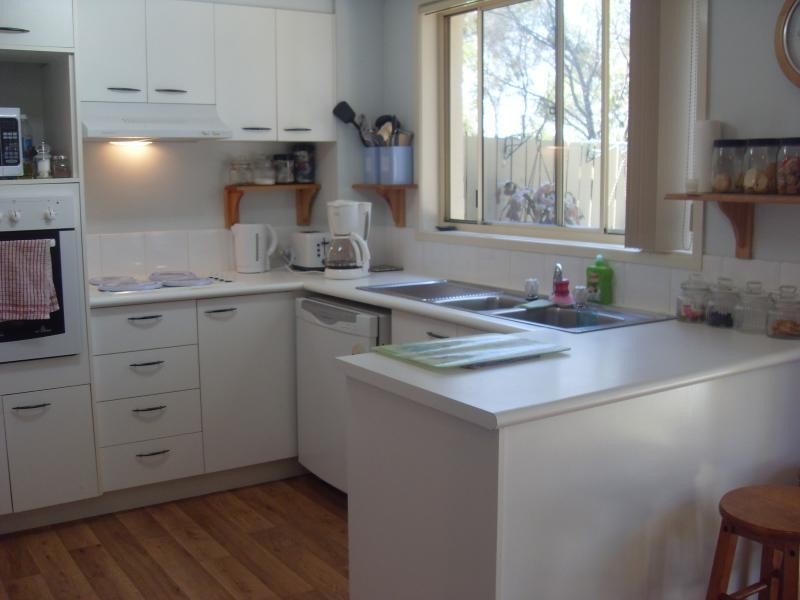 3 Arundel Drive, Arundel QLD 4214