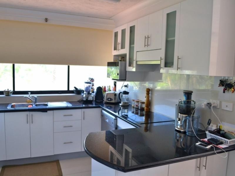 1 Clifford, Surfers Paradise QLD 4217