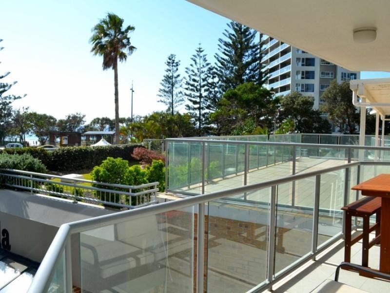 1 Clifford, Surfers Paradise QLD 4217