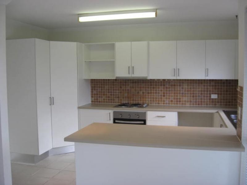 111 Markeri Street, Mermaid Waters QLD 4218