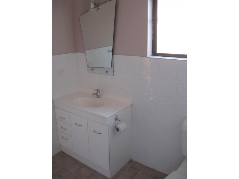 111 Markeri Street, Mermaid Waters QLD 4218