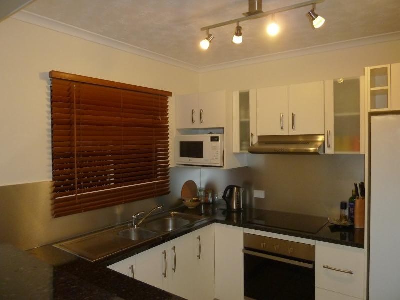 1 Hodel Street, Rosslea QLD 4812