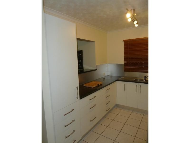 1 Hodel Street, Rosslea QLD 4812