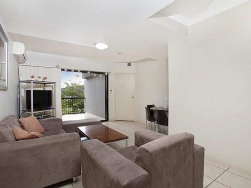 1848 Logan Road, Upper Mount Gravatt QLD 4122