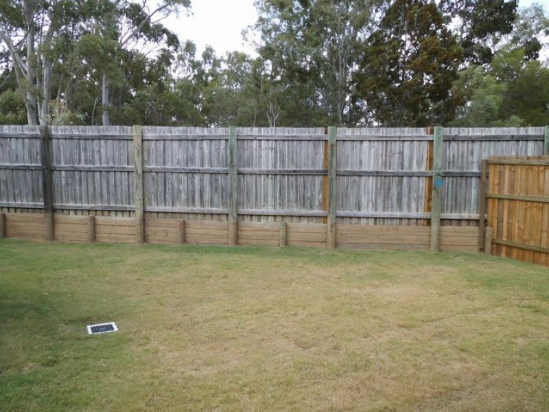 230 Pulgul St, Urangan QLD 4655