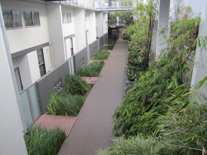 1 Ella St, Newstead QLD 4006