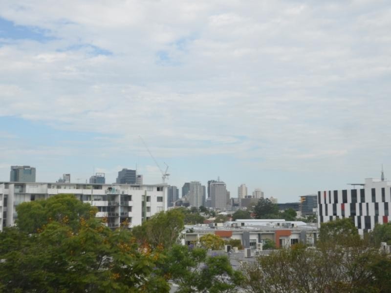 8 Musgrave St, West End QLD 4101