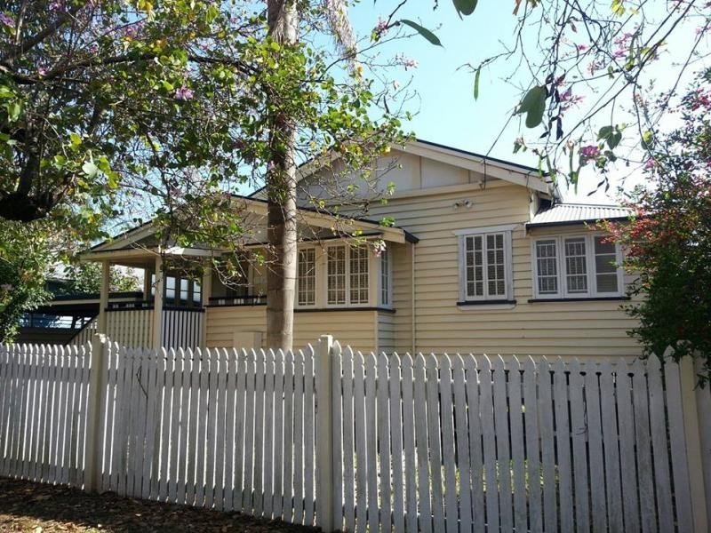 90 Jackson Street, Hamilton QLD 4007