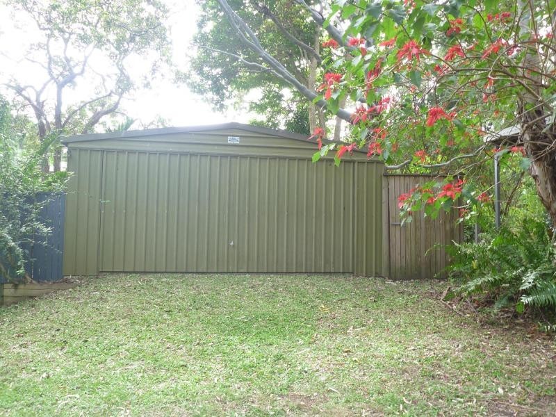 8 Merindah Street, Coochiemudlo Island QLD 4184