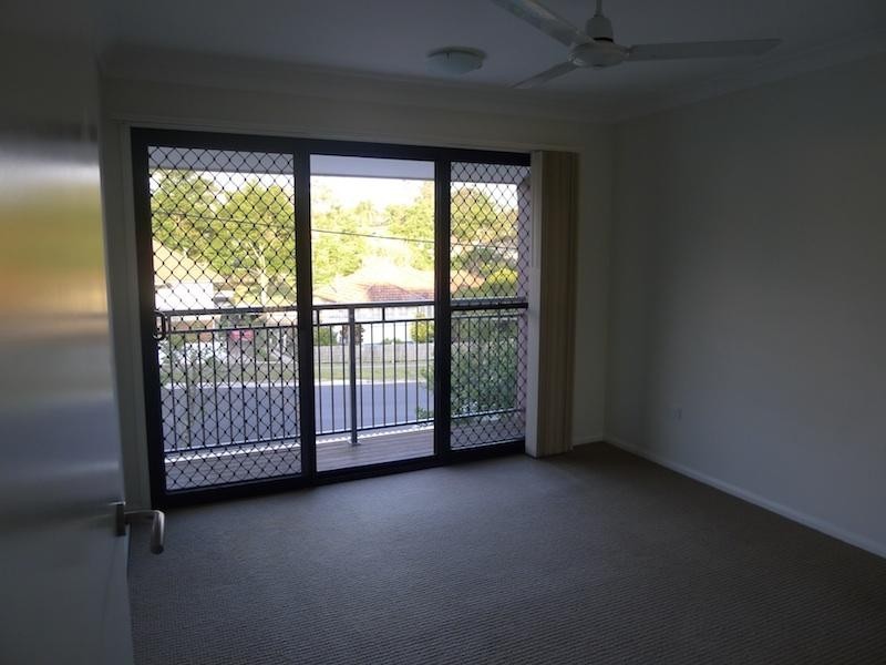 35 Hamilton Road, Moorooka QLD 4105