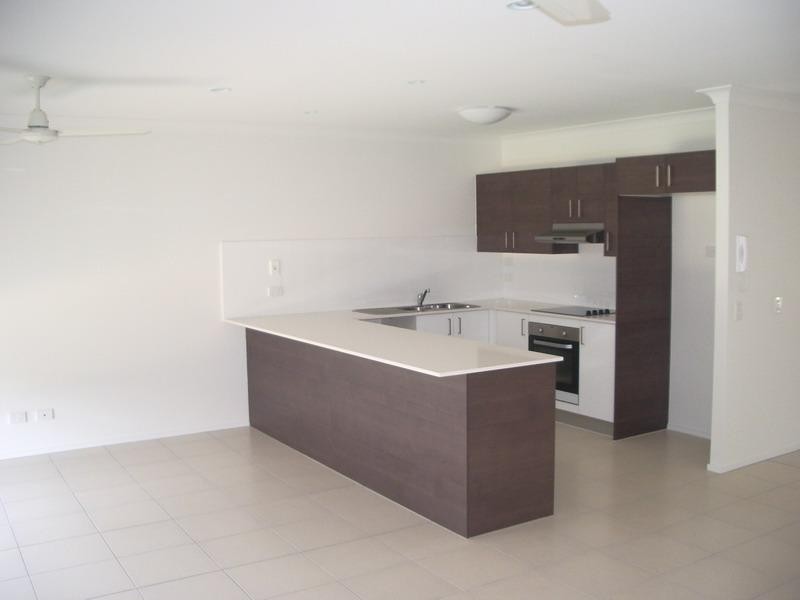 230 Pulgul St, Urangan QLD 4655