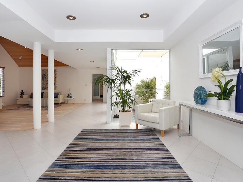 23 Henderson Drive, Kallaroo WA 6025