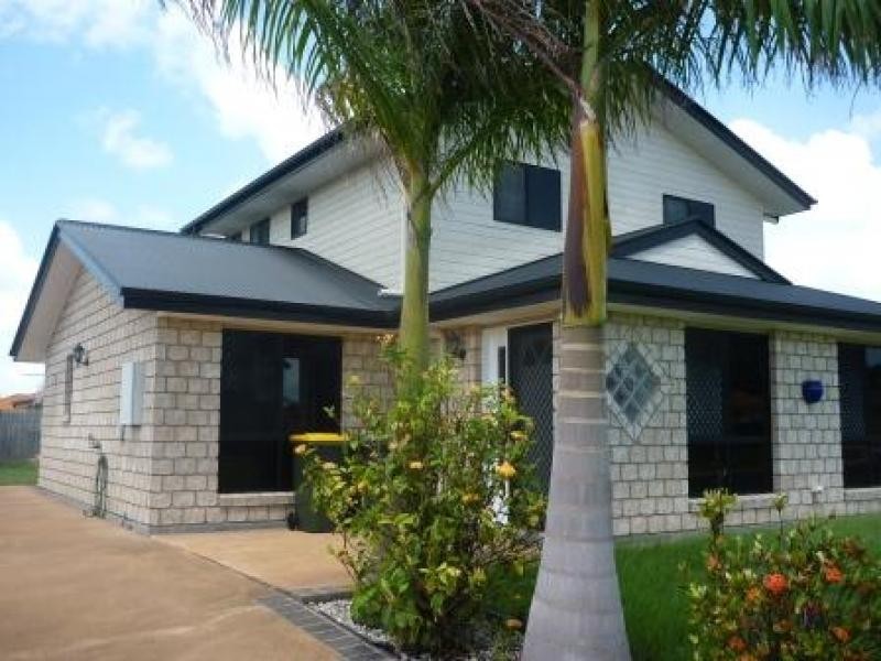 6 Wyuna Crt, Urangan QLD 4655