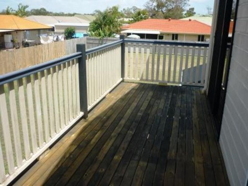 6 Wyuna Crt, Urangan QLD 4655