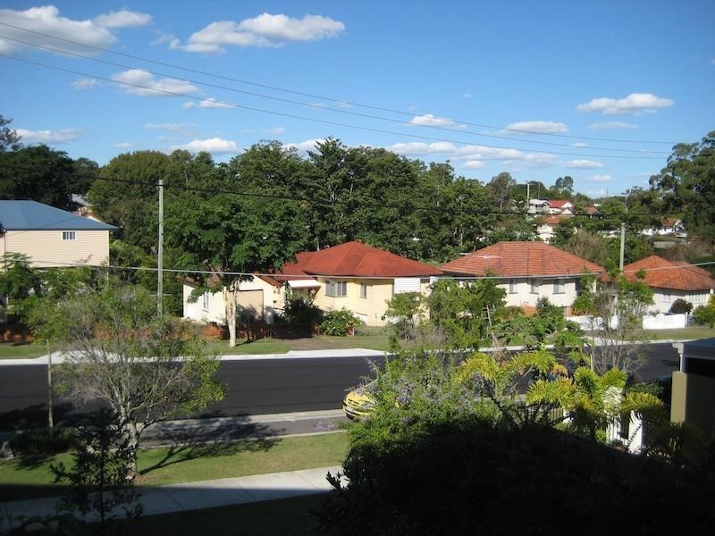 35 Hamilton Road, Moorooka QLD 4105