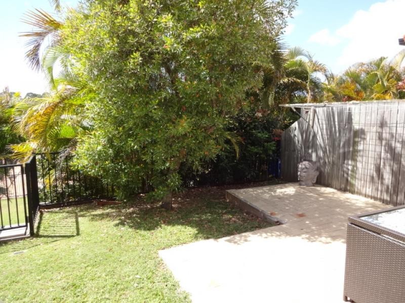 20 BROWN STREET, Labrador QLD 4215