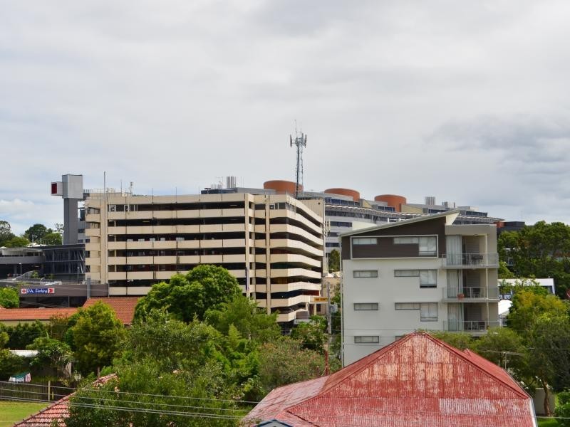 40 Carl Street, Woolloongabba QLD 4102