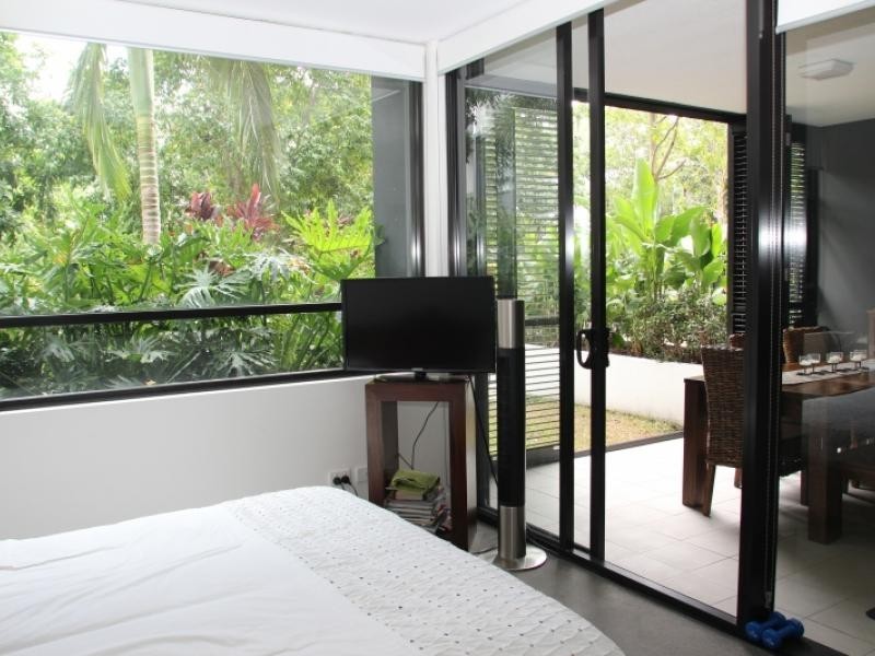 10 Pidgeon Close, West End QLD 4101