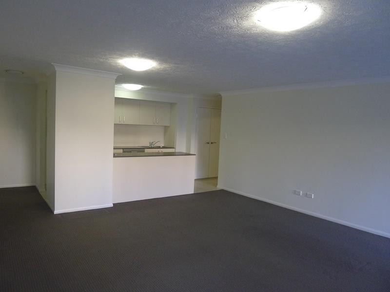 35 Hamilton Road, Moorooka QLD 4105