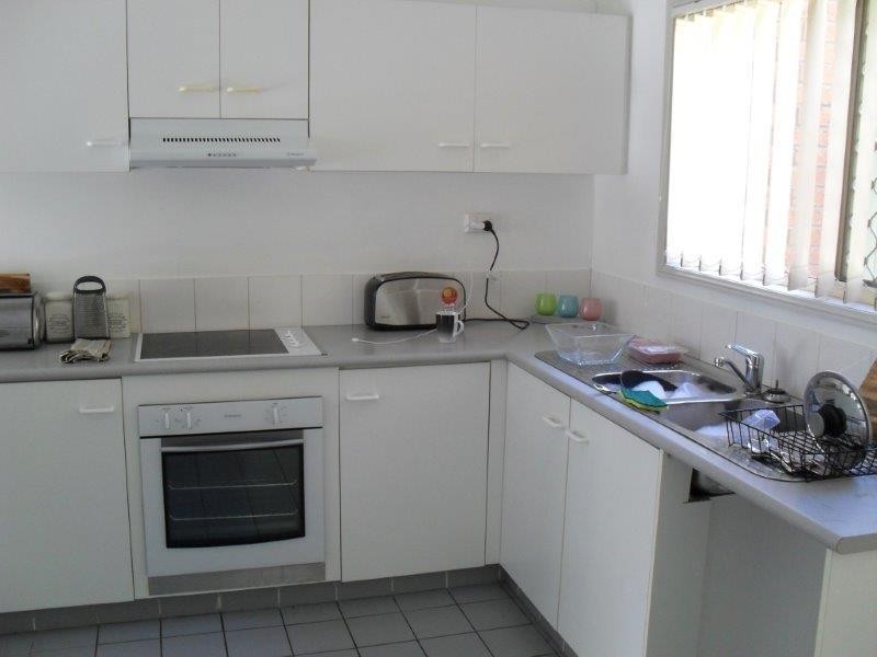 60 Whitby, Southport QLD 4215