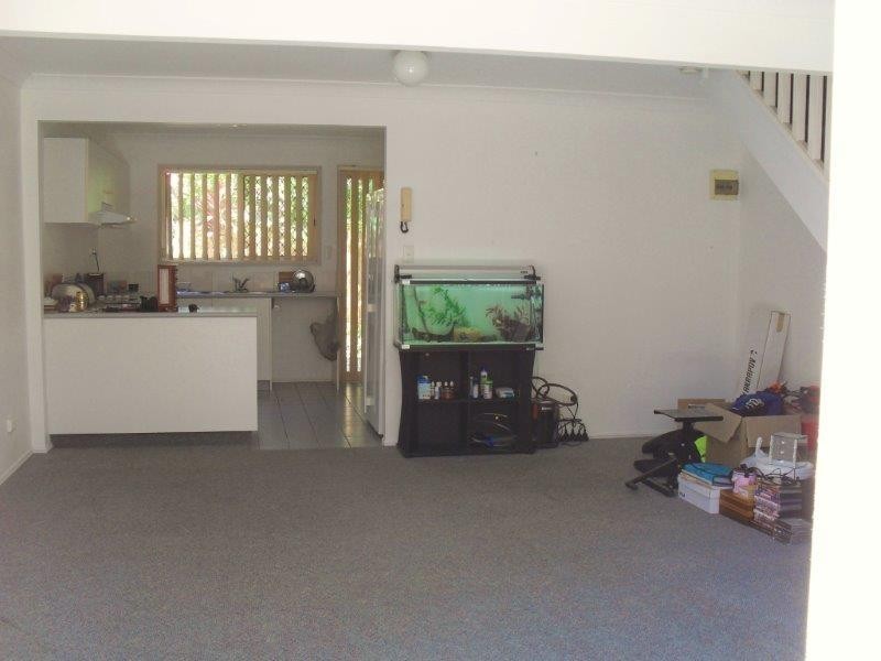 60 Whitby, Southport QLD 4215