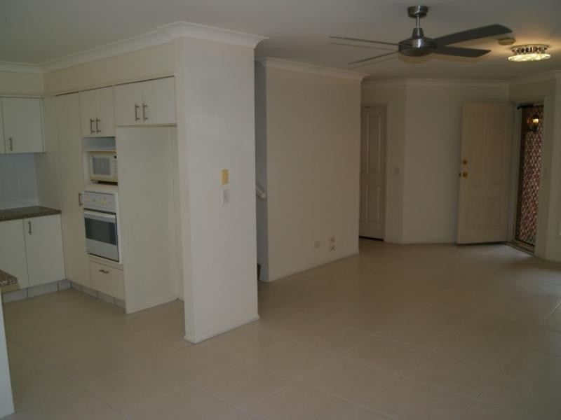 32 Riverview Road, Nerang QLD 4211