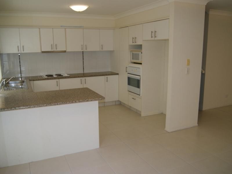 32 Riverview Road, Nerang QLD 4211