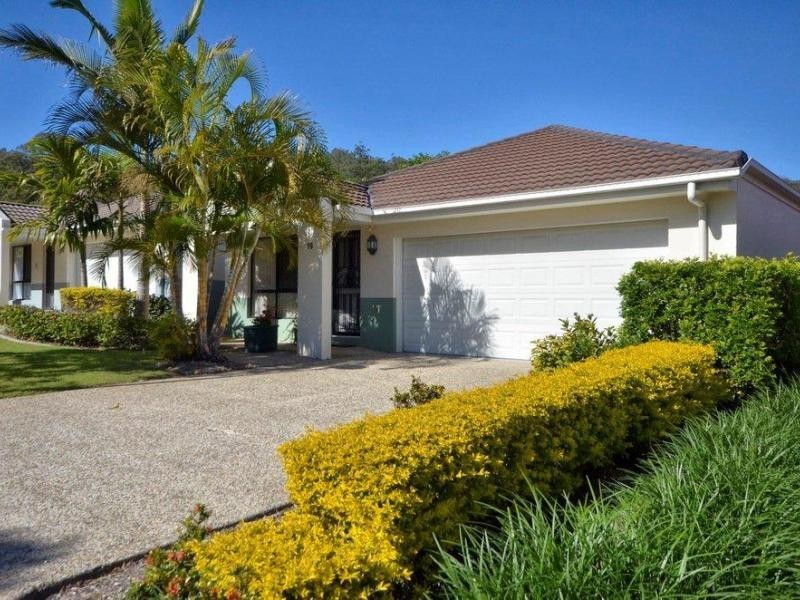 110 Scrub Rd, Carindale QLD 4152