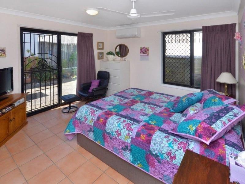 110 Scrub Rd, Carindale QLD 4152