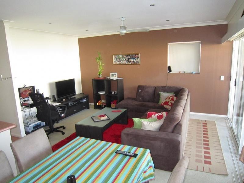 96 Norman Crescent, Norman Park QLD 4170