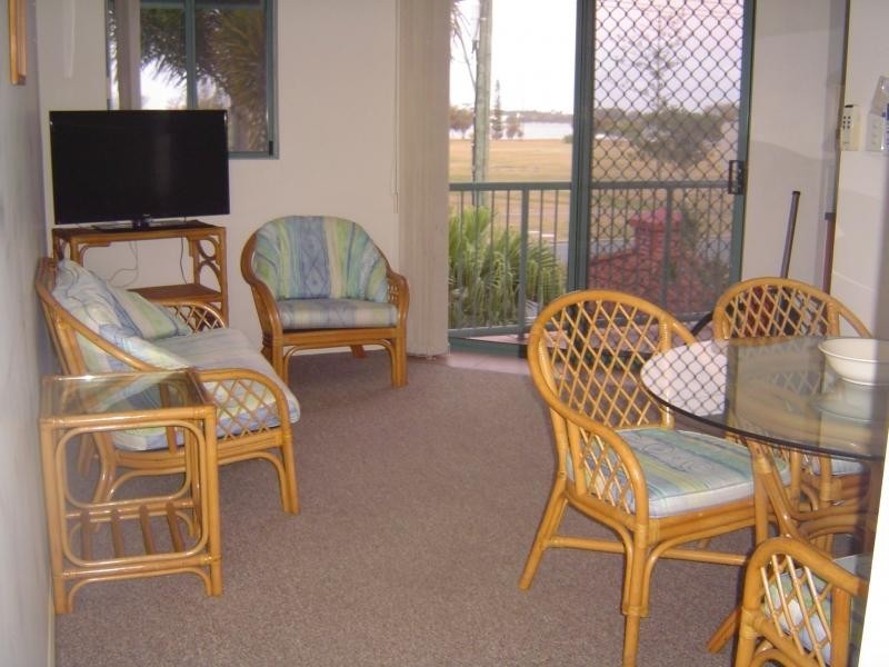 140 MARINE PARADE, Southport QLD 4215