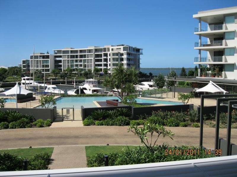 323 Bayview Street, Hollywell QLD 4216