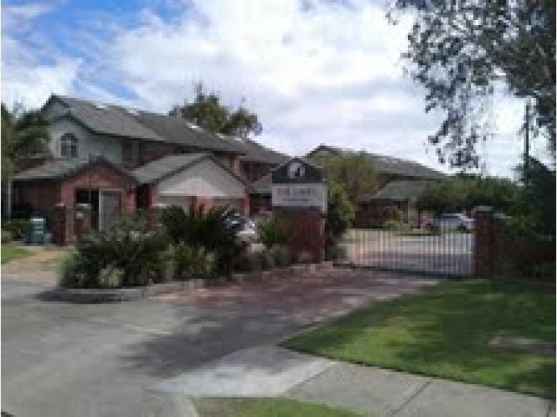 9 Santa Cruz Blvd, Clear Island Waters QLD 4226