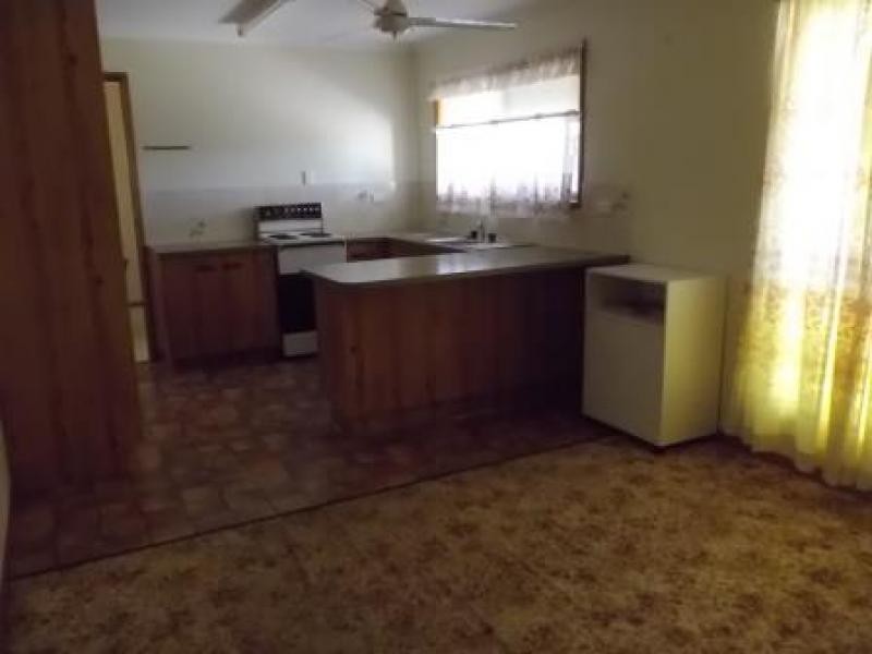 3 CHRISTINE AVE, Torquay QLD 4655