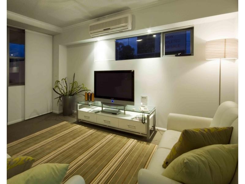 42 Pelican Waters Blvd, Pelican Waters QLD 4551