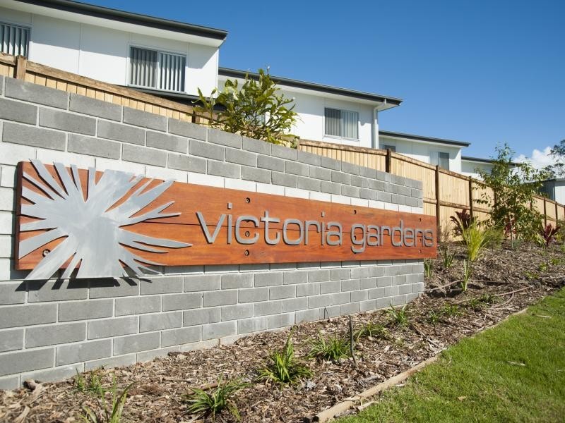 2 BeezleyStreet, Glen Eden QLD 4680