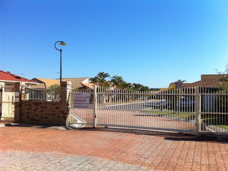 28 Holmead Road, Eight Mile Plains QLD 4113