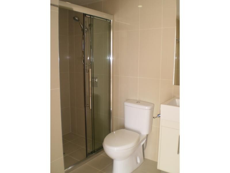 87 Marine Parade, Redcliffe QLD 4020