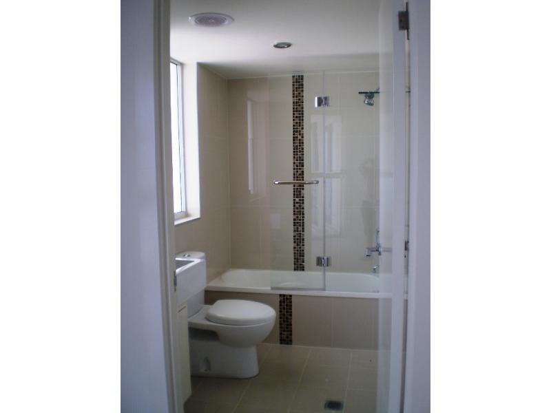 87 Marine Parade, Redcliffe QLD 4020