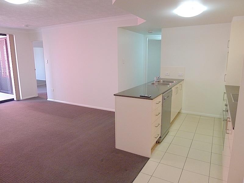 35 Hamilton Road, Moorooka QLD 4105