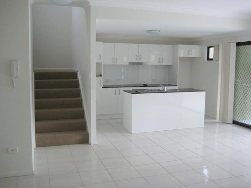 35 Hamilton Road, Moorooka QLD 4105