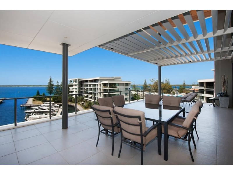 323 Bayview Street, Hollywell QLD 4216