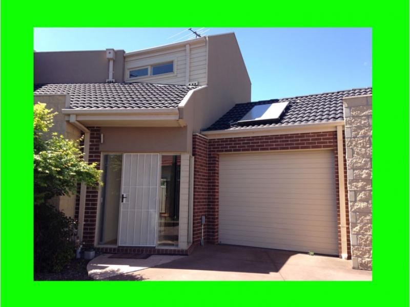 46 Churchill Place, Maidstone VIC 3012