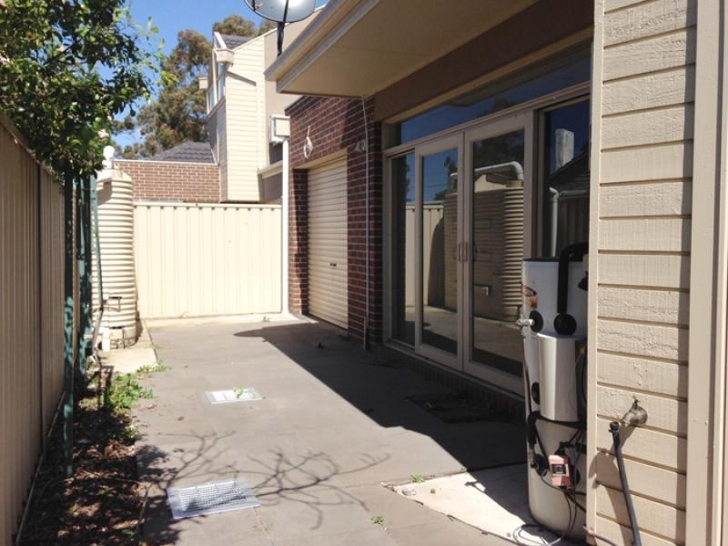 46 Churchill Place, Maidstone VIC 3012
