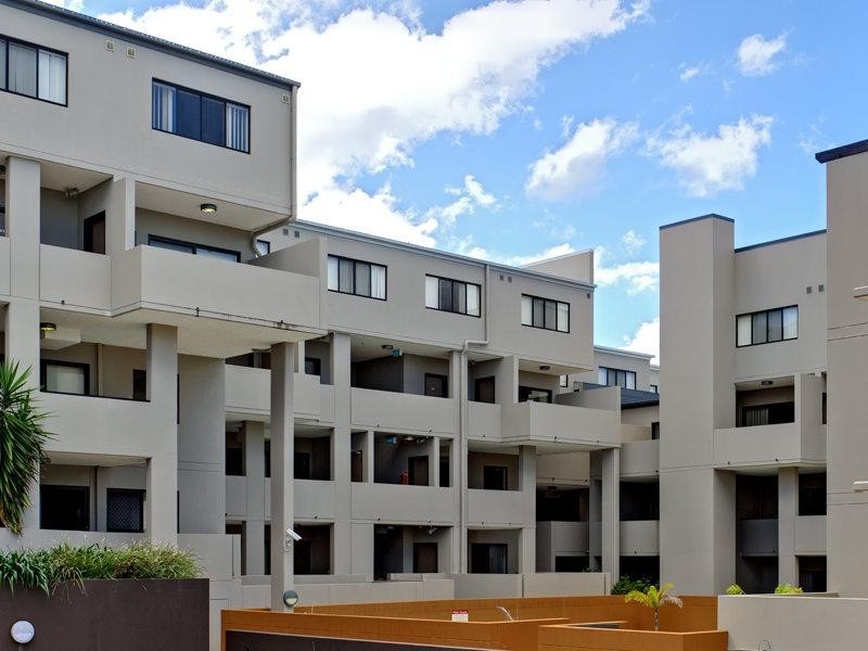 1848 Logan Road, Upper Mount Gravatt QLD 4122